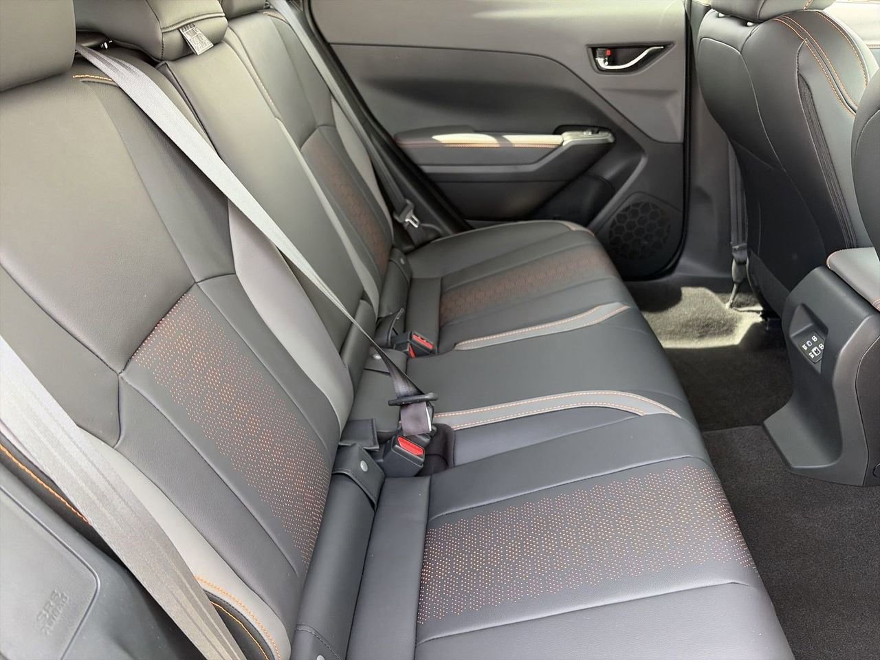 New 2026 Subaru Crosstrek 2.5i Limited AWD/4WD image 9