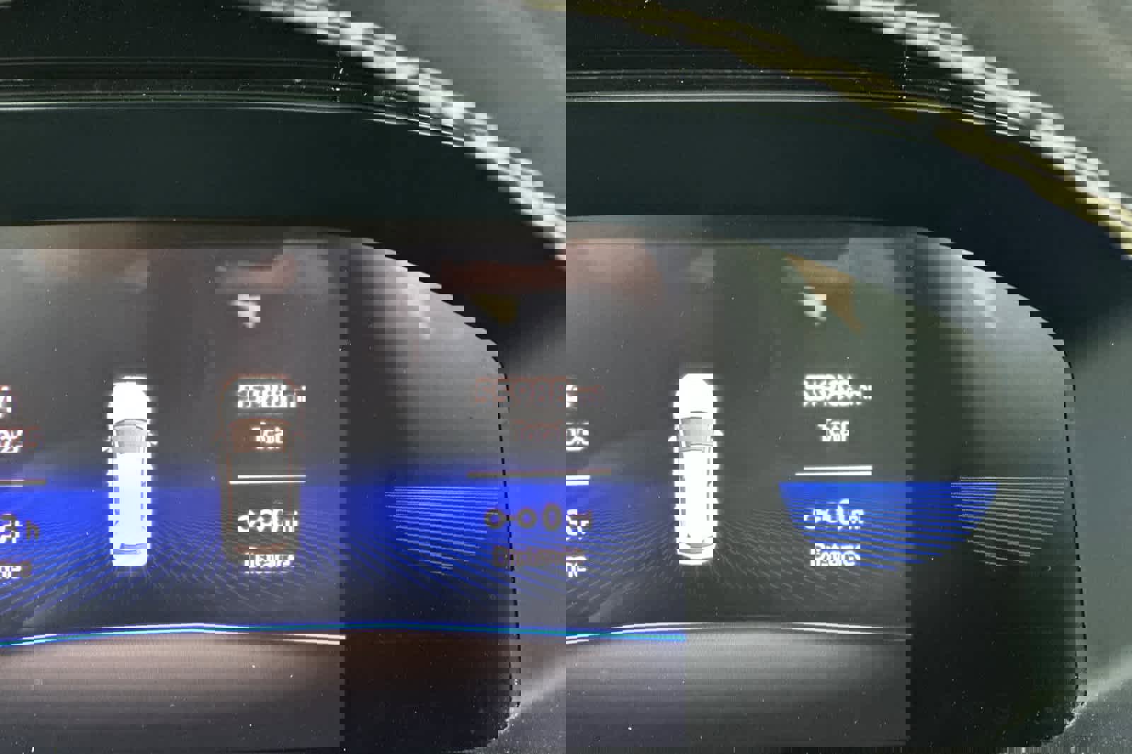 Used 2024 Volkswagen Taos S image 28