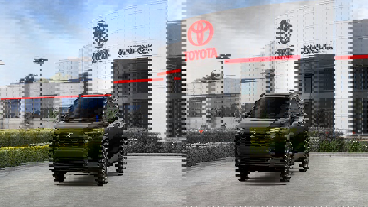 New 2026 Toyota Corolla Cross XLE image 18