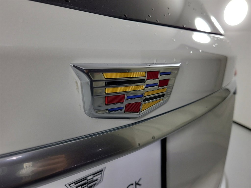 Certified 2023 Cadillac XT6 Premium Luxury w/ Platinum Package image 6