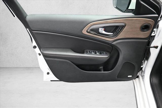 Used 2015 Chrysler 200 C w/ Navigation & Sound Group I FWD image 18