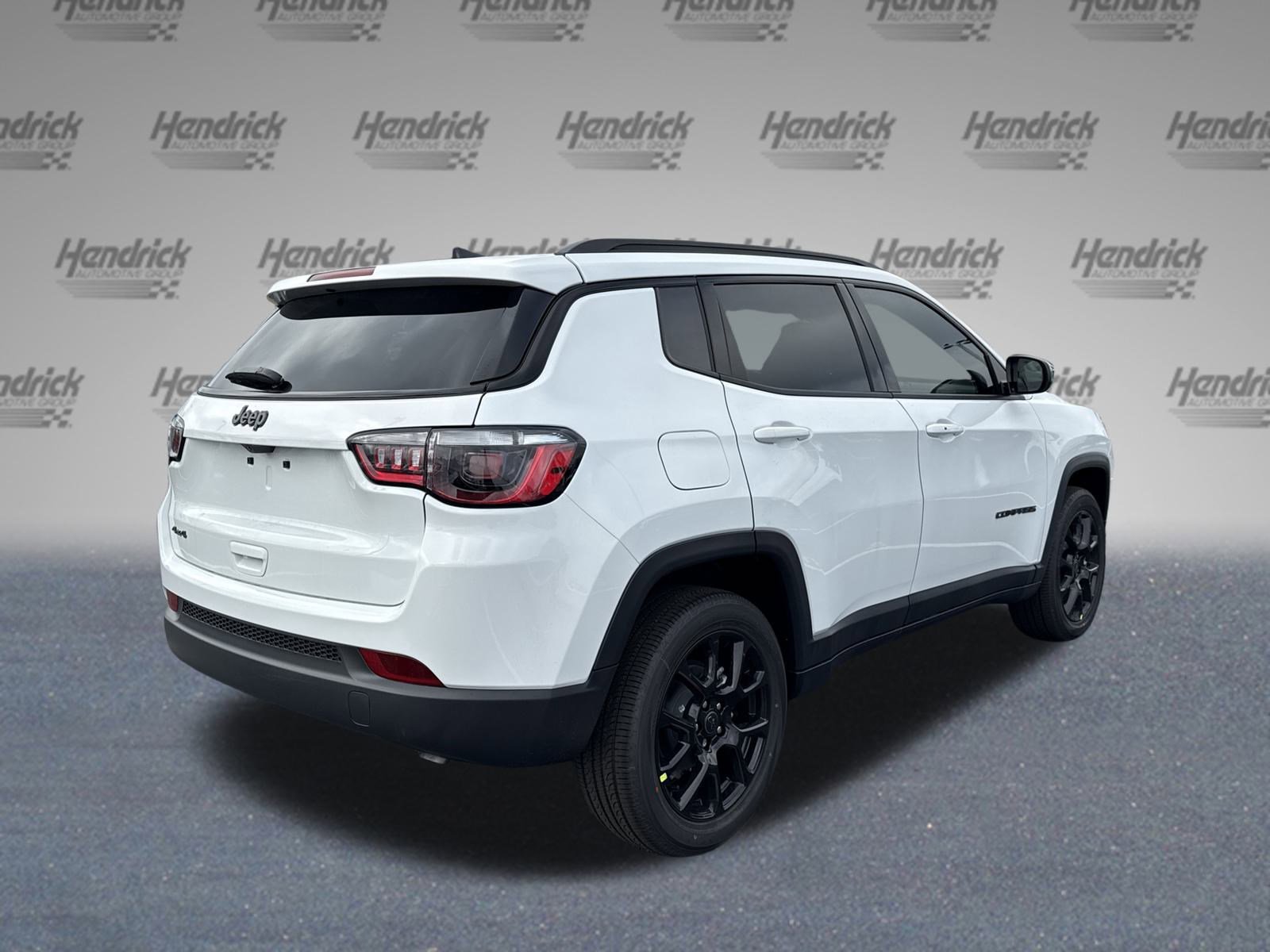 New 2026 Jeep Compass Latitude image 8
