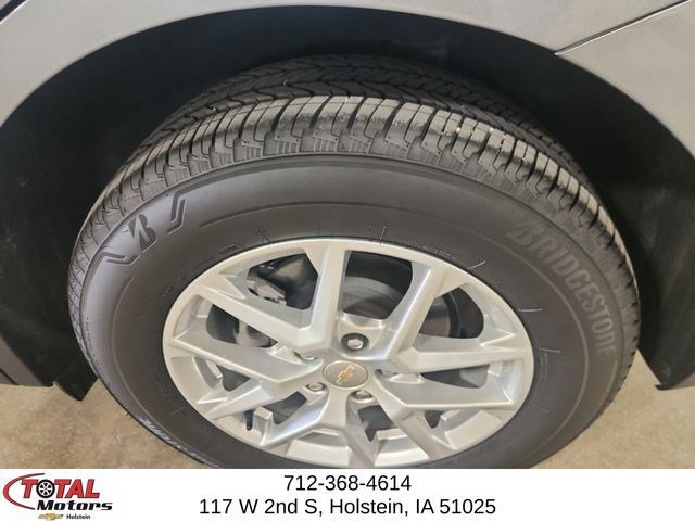 Used 2024 Chevrolet Equinox LT AWD/4WD image 10