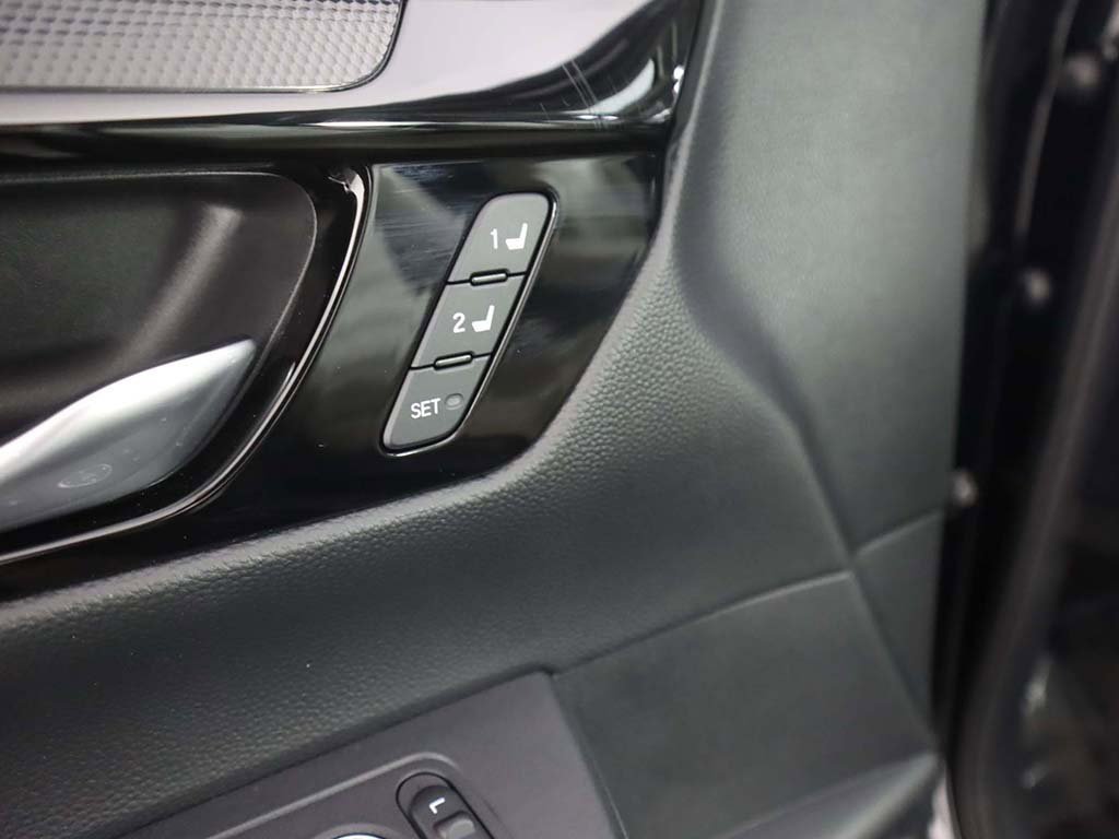 Used 2024 Honda CR-V EX-L image 40