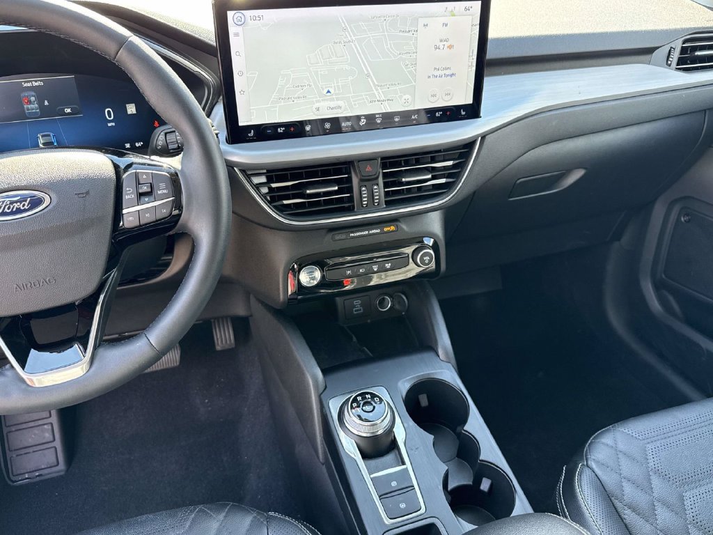 Used 2023 Ford Escape SE w/ PHEV Premium Package FWD image 9