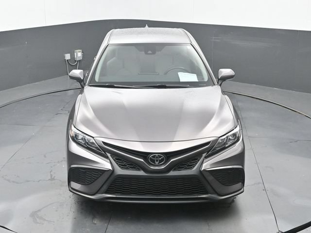 Used 2024 Toyota Camry SE w/ Convenience Package FWD image 30