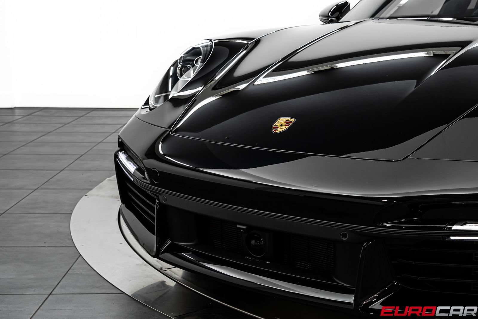 Used 2025 Porsche 911 Turbo AWD/4WD image 11
