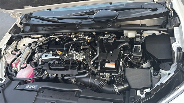 Used 2025 Toyota Prius Plug-In Hybrid image 29