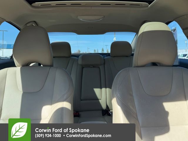 Used 2017 Volvo S60 T5 Dynamic image 31