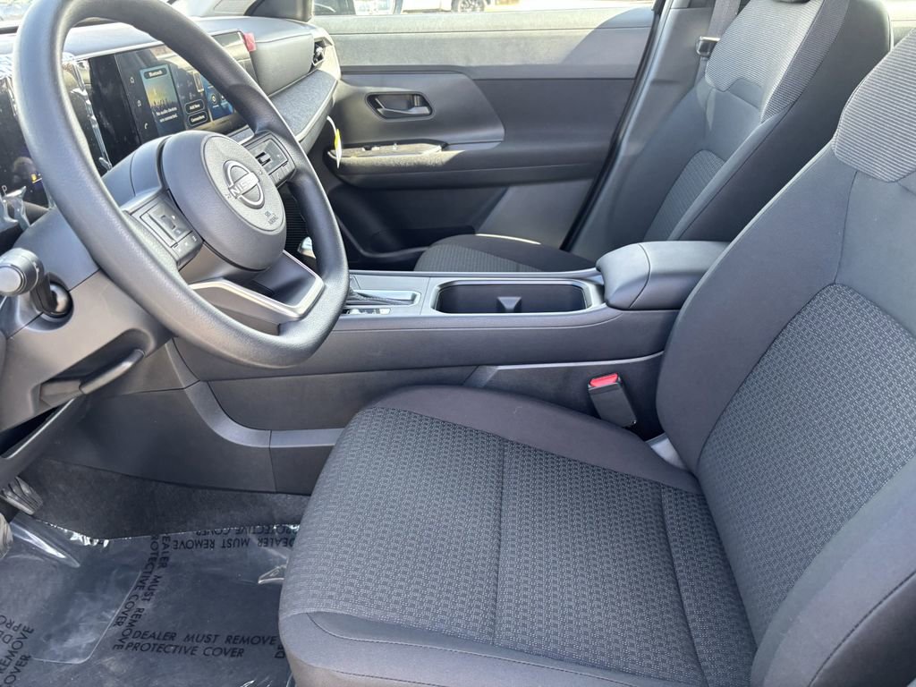 New 2026 Nissan Kicks S image 13