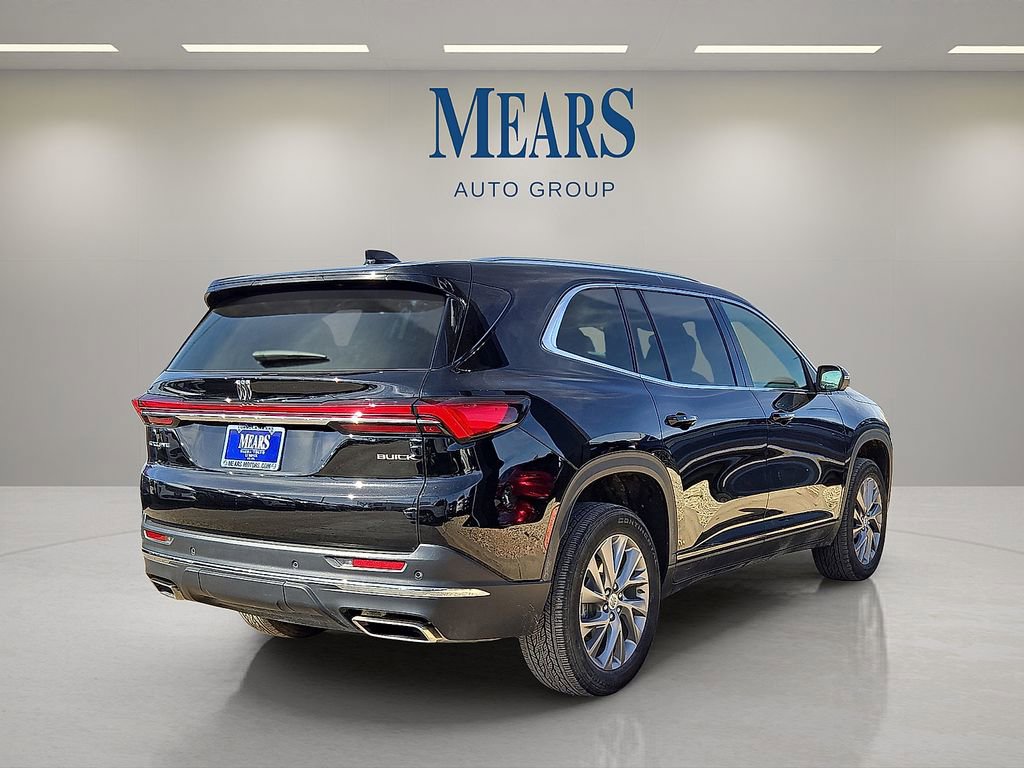 Used 2025 Buick Enclave Preferred image 5