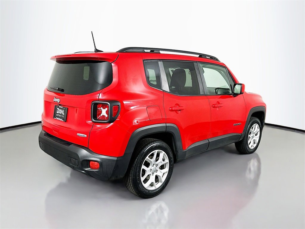 Used 2018 Jeep Renegade Latitude w/ Cold Weather Group image 11