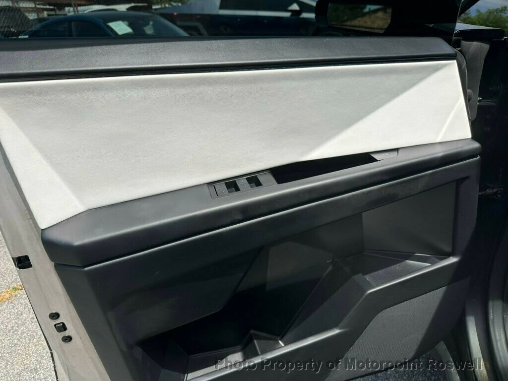 Used 2024 Tesla Cybertruck Cyberbeast AWD/4WD image 16