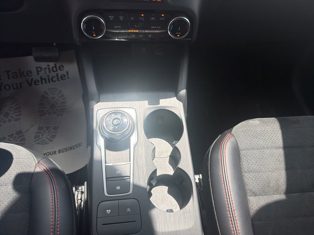Used 2022 Ford Escape SEL w/ SEL Stealth AWD Package image 28