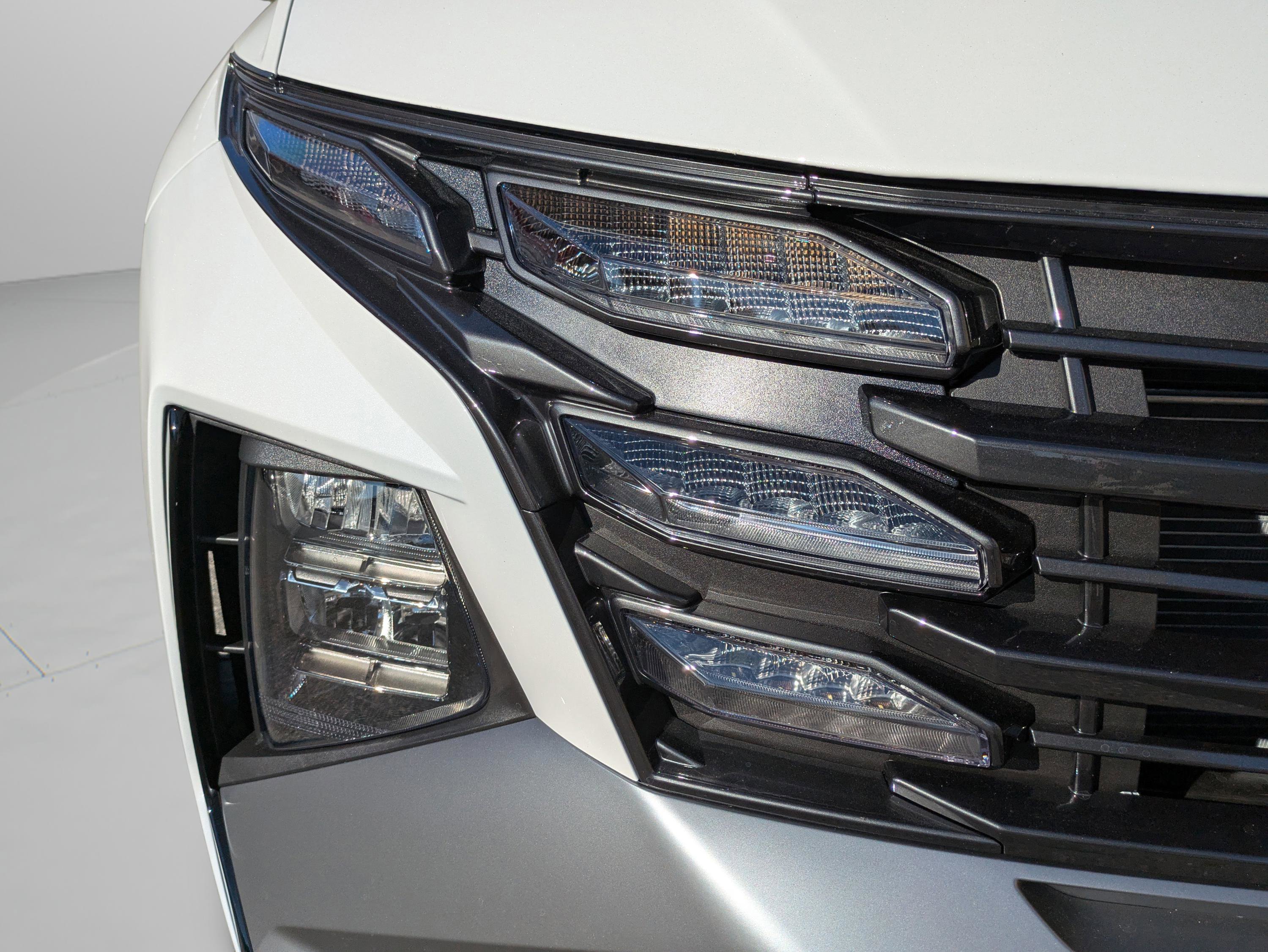 New 2026 Hyundai Tucson SE image 13