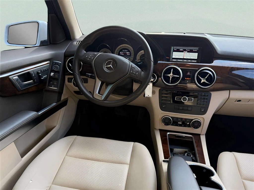 Used 2015 Mercedes-Benz GLK 350 2WD image 12