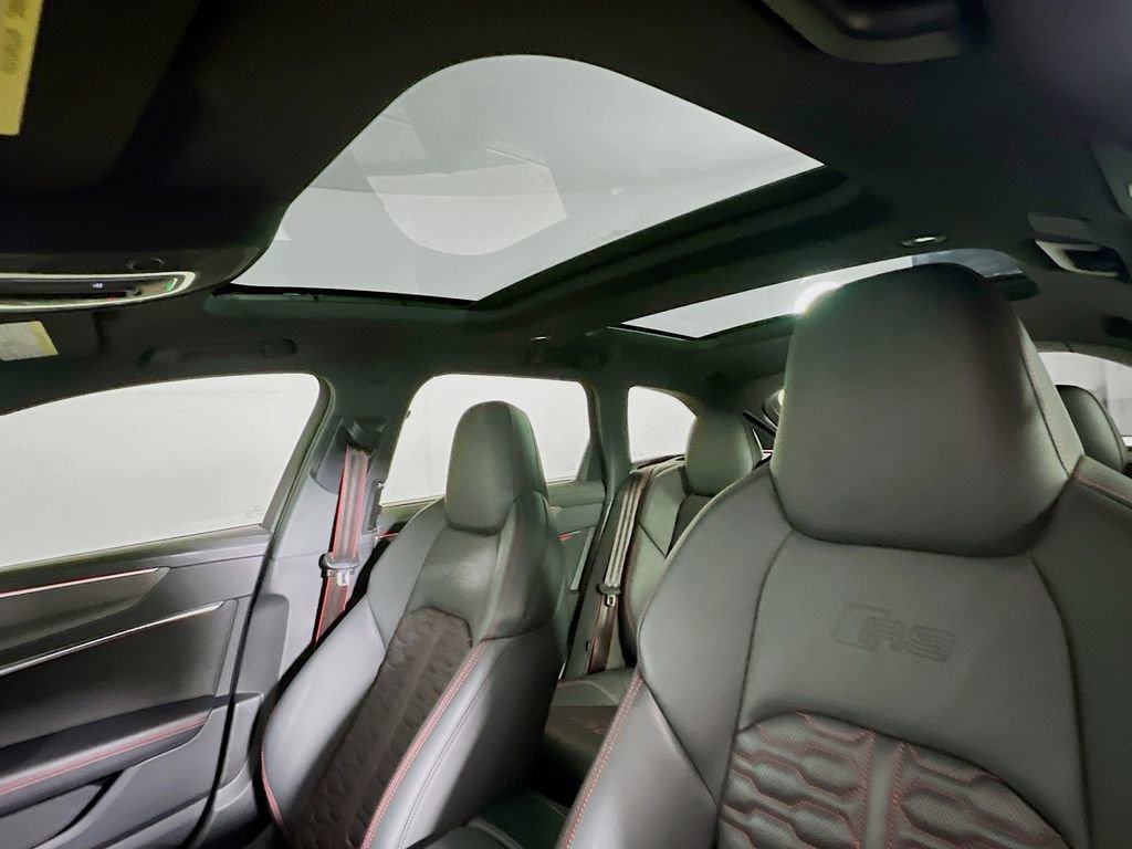 Used 2022 Audi RS 6 image 23