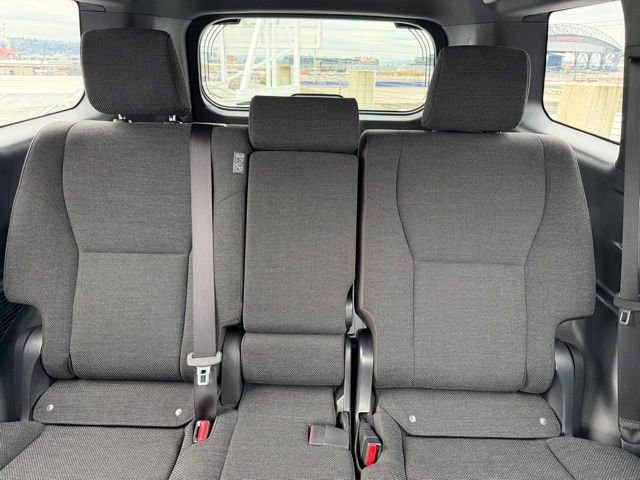 Certified 2024 Toyota Land Cruiser image 16