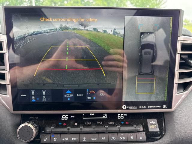Used 2023 Toyota Sequoia Limited w/ Tow Technology Package AWD/4WD image 30