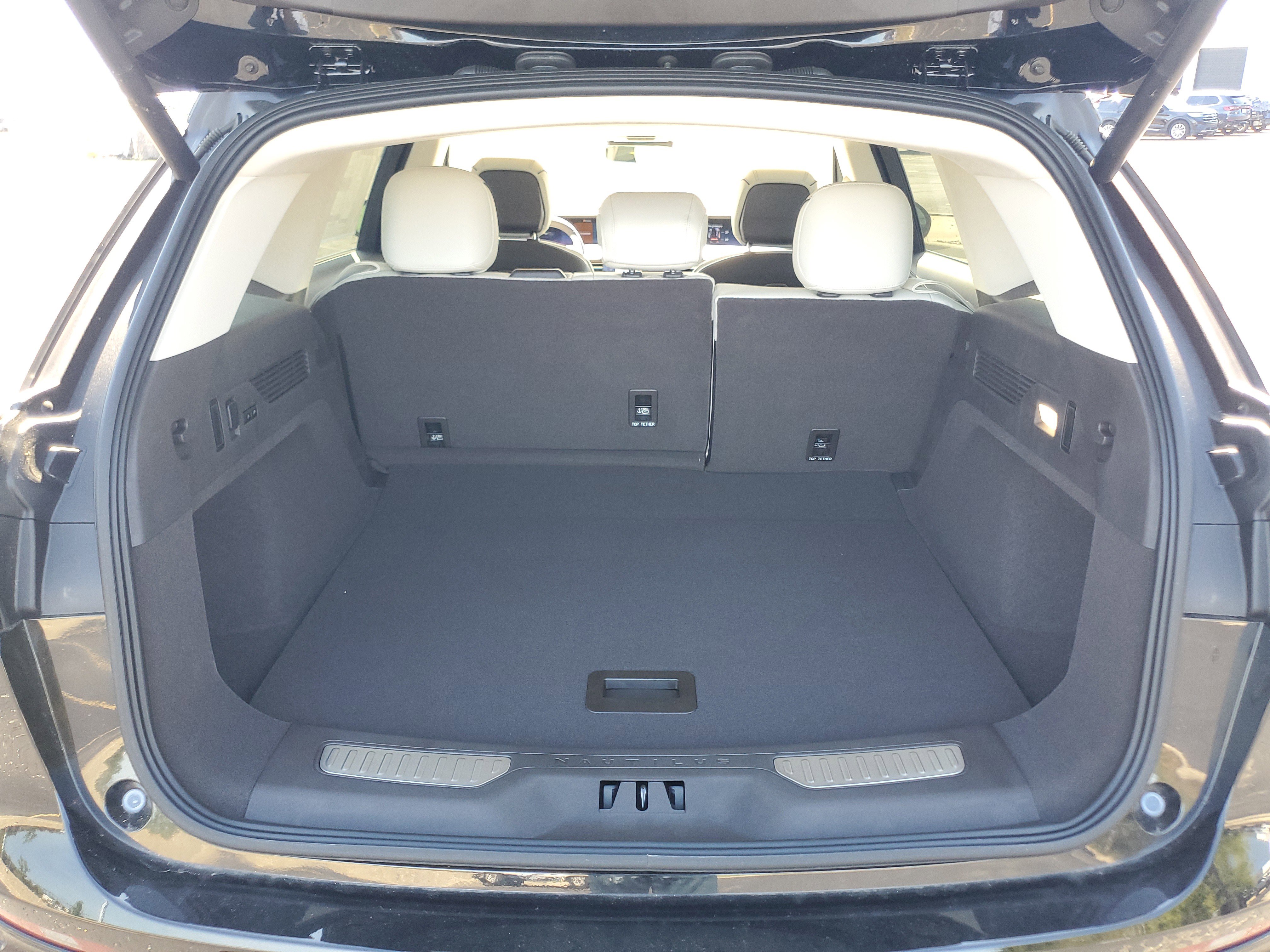 New 2025 Lincoln Nautilus Black Label image 30