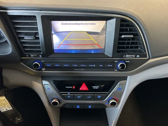 Used 2017 Hyundai Elantra SE image 20