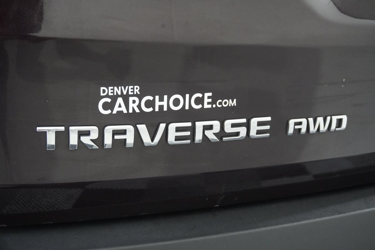 Used 2020 Chevrolet Traverse LT w/ Driver Confidence II Package AWD/4WD image 28