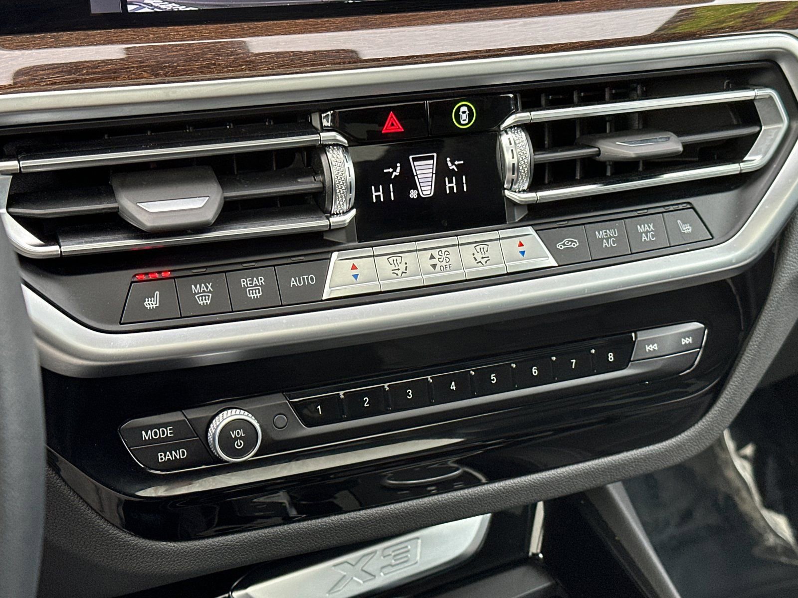 Used 2023 BMW X3 xDrive30i w/ Convenience Package image 21