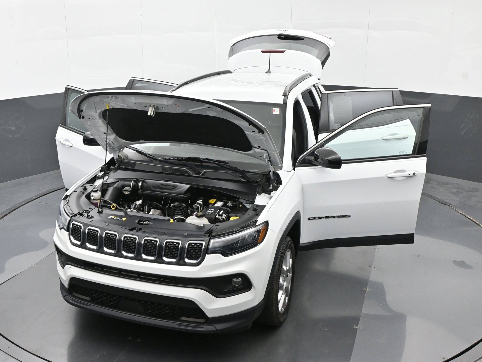 Used 2023 Jeep Compass Latitude AWD/4WD image 46