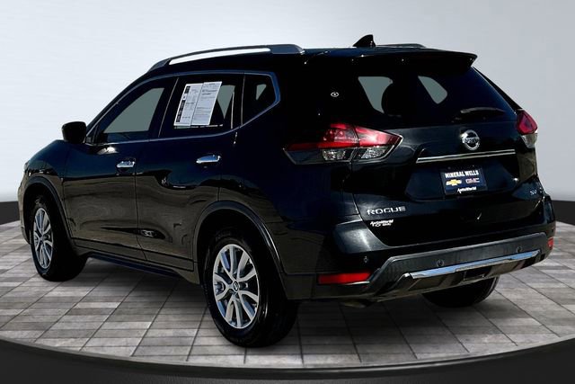 Used 2020 Nissan Rogue SV image 5