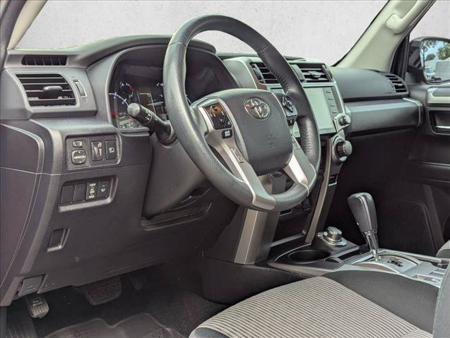 Used 2022 Toyota 4Runner SR5 AWD/4WD image 10