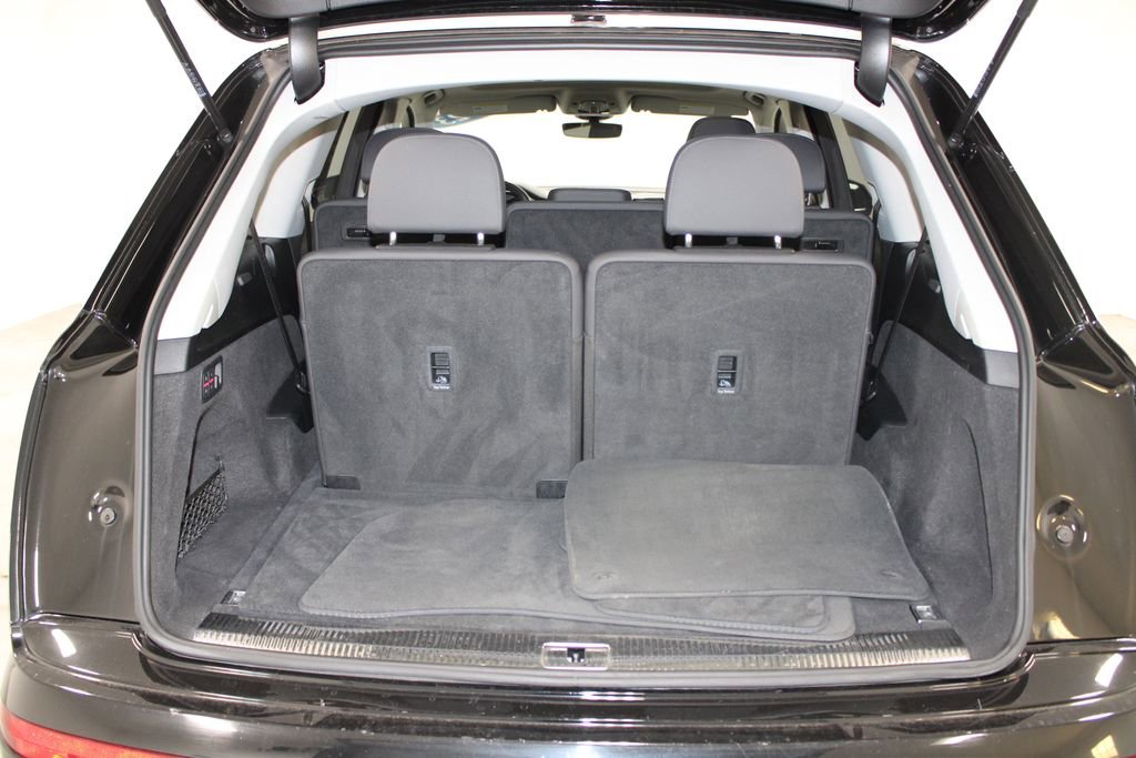 Used 2023 Audi Q7 3.0T Premium Plus image 14
