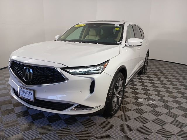 Used 2024 Acura MDX SH-AWD w/ Technology Package image 3