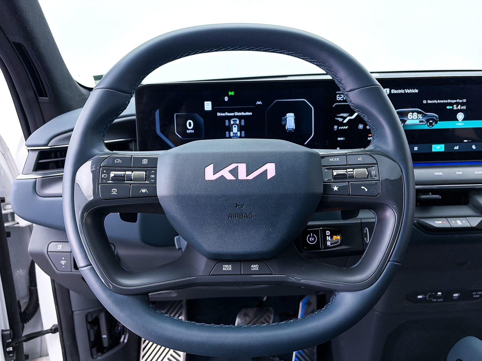 Used 2024 Kia EV9 GT-Line AWD/4WD image 33