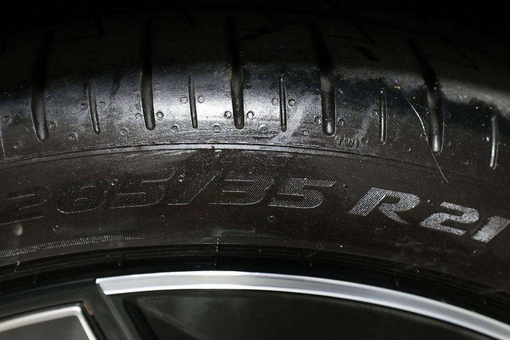 Used 2023 BMW i7 xDrive60 image 56