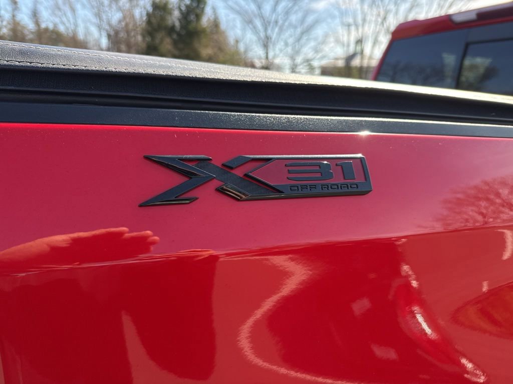 Used 2023 GMC Sierra 1500 Elevation w/ Preferred Package image 10