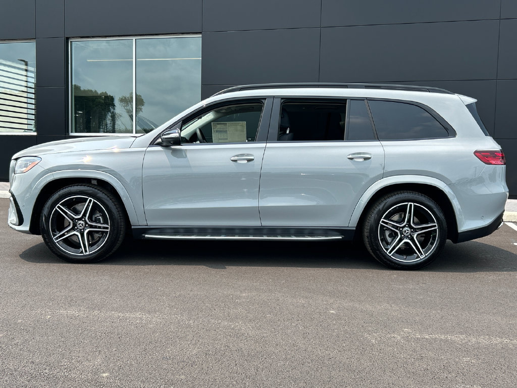 New 2026 Mercedes-Benz GLS 450 4MATIC image 4