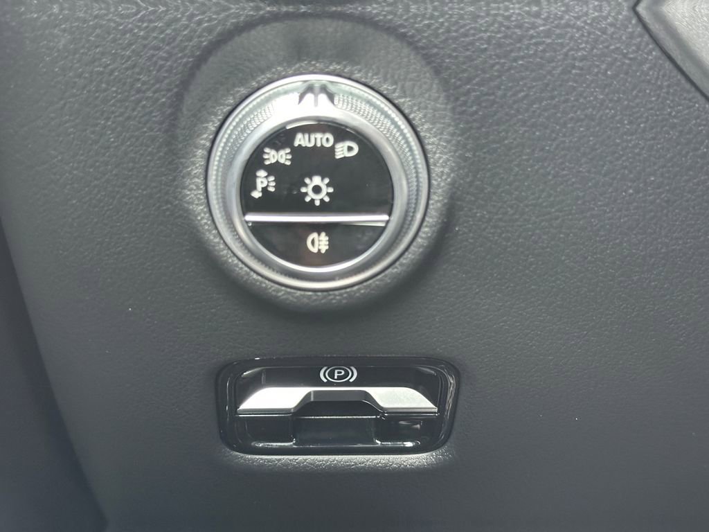 Used 2024 Mercedes-Benz CLE 300 4MATIC Coupe w/ AMG Line image 22