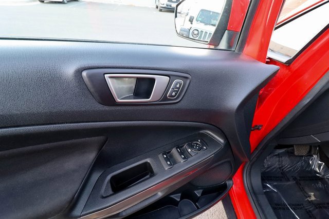 Used 2021 Ford EcoSport SE image 34