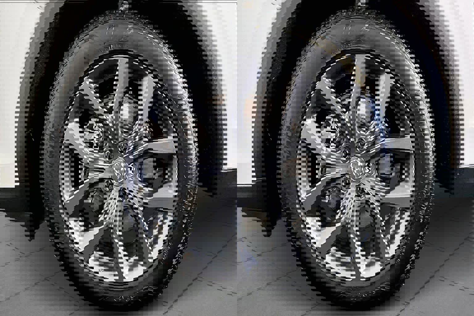 Used 2024 Acura MDX A-Spec image 10