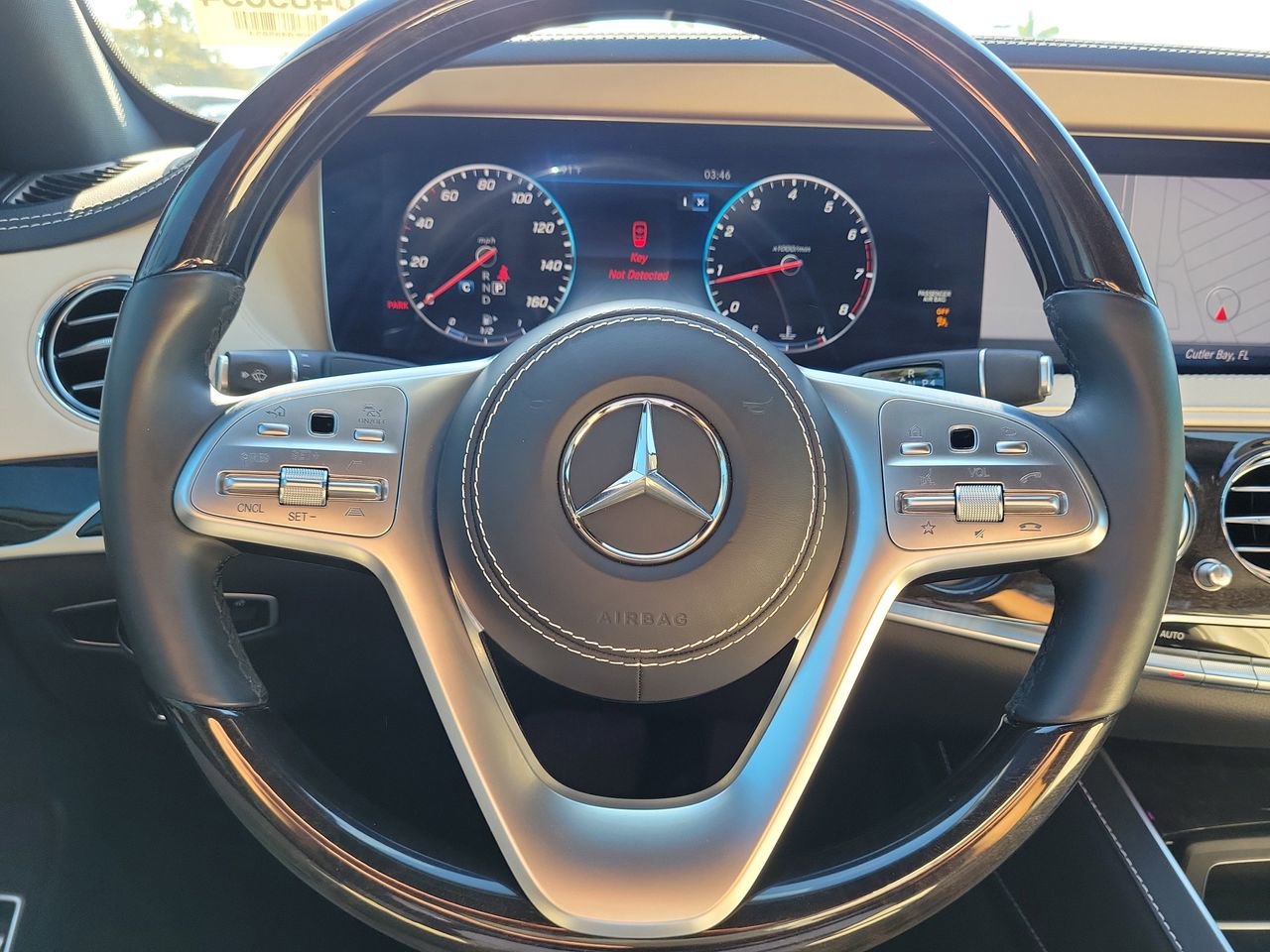 Used 2019 Mercedes-Benz S 560 Sedan image 29