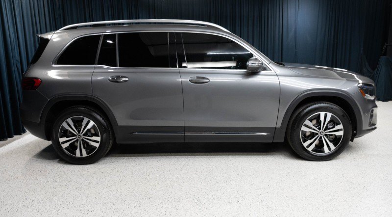 Certified 2026 Mercedes-Benz GLB 250 4MATIC image 4