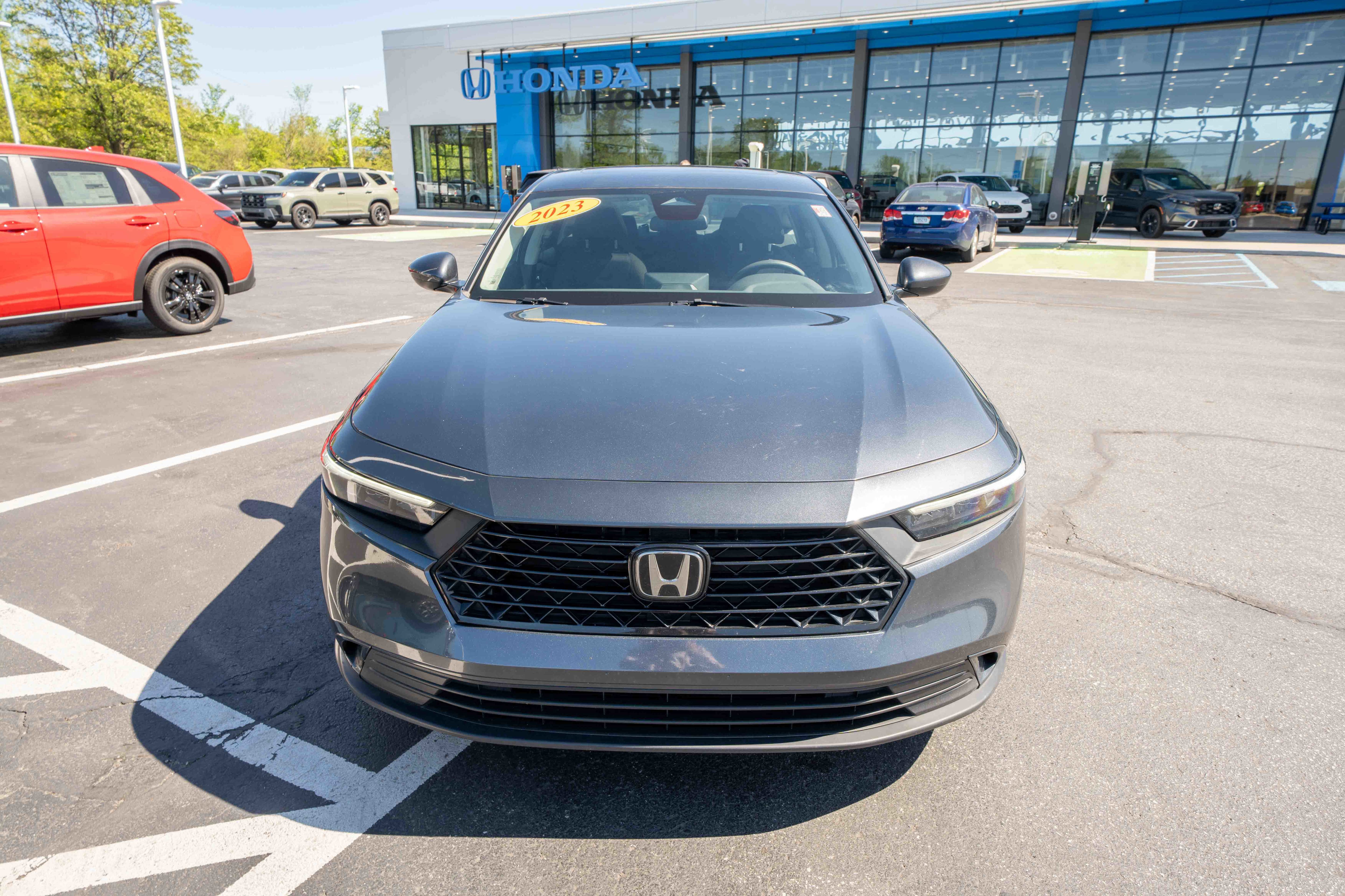 Used 2023 Honda Accord EX image 2