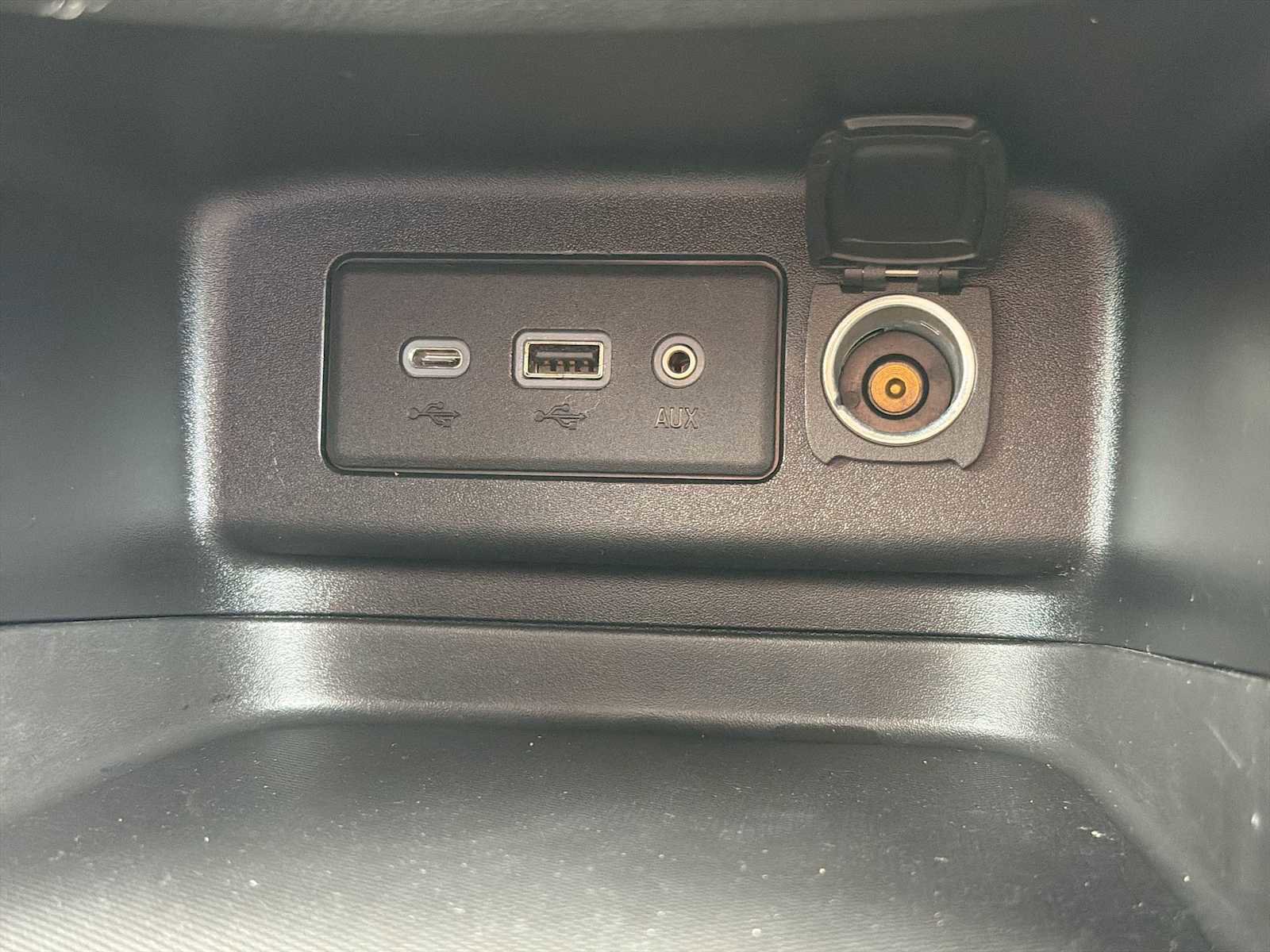 Used 2020 Chevrolet Equinox LT FWD image 24