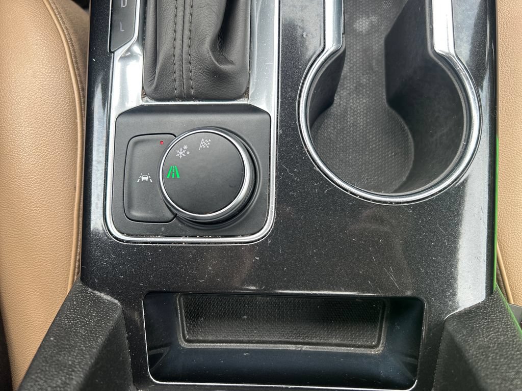 Used 2023 Chevrolet Blazer Premier w/ Enhanced Convenience Package FWD image 31