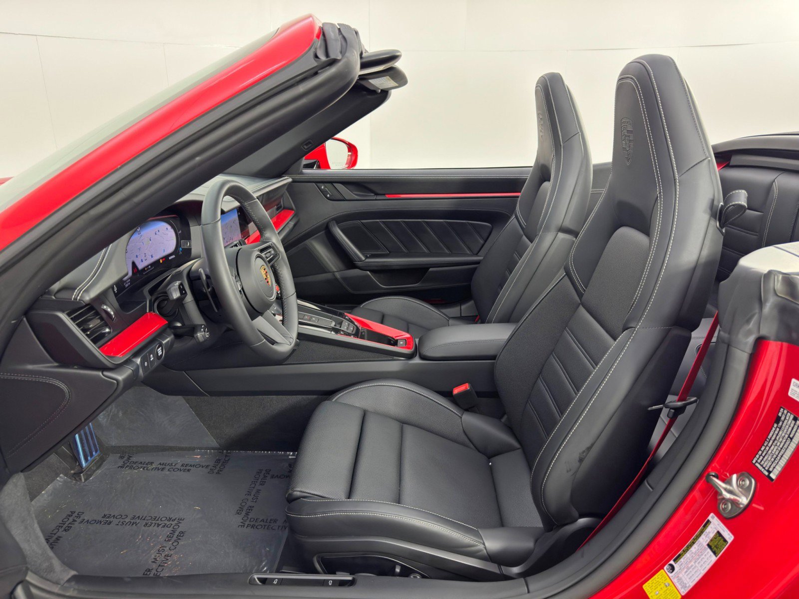 Used 2025 Porsche 911 Carrera RWD image 15