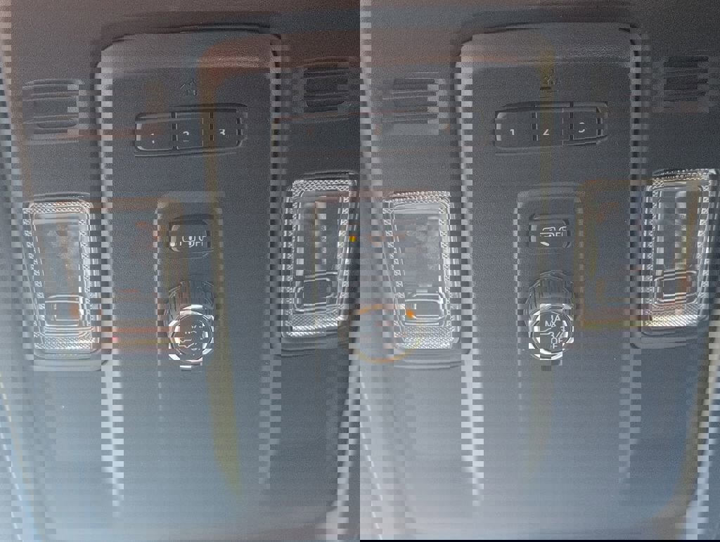 Used 2021 Chevrolet Tahoe RST image 18