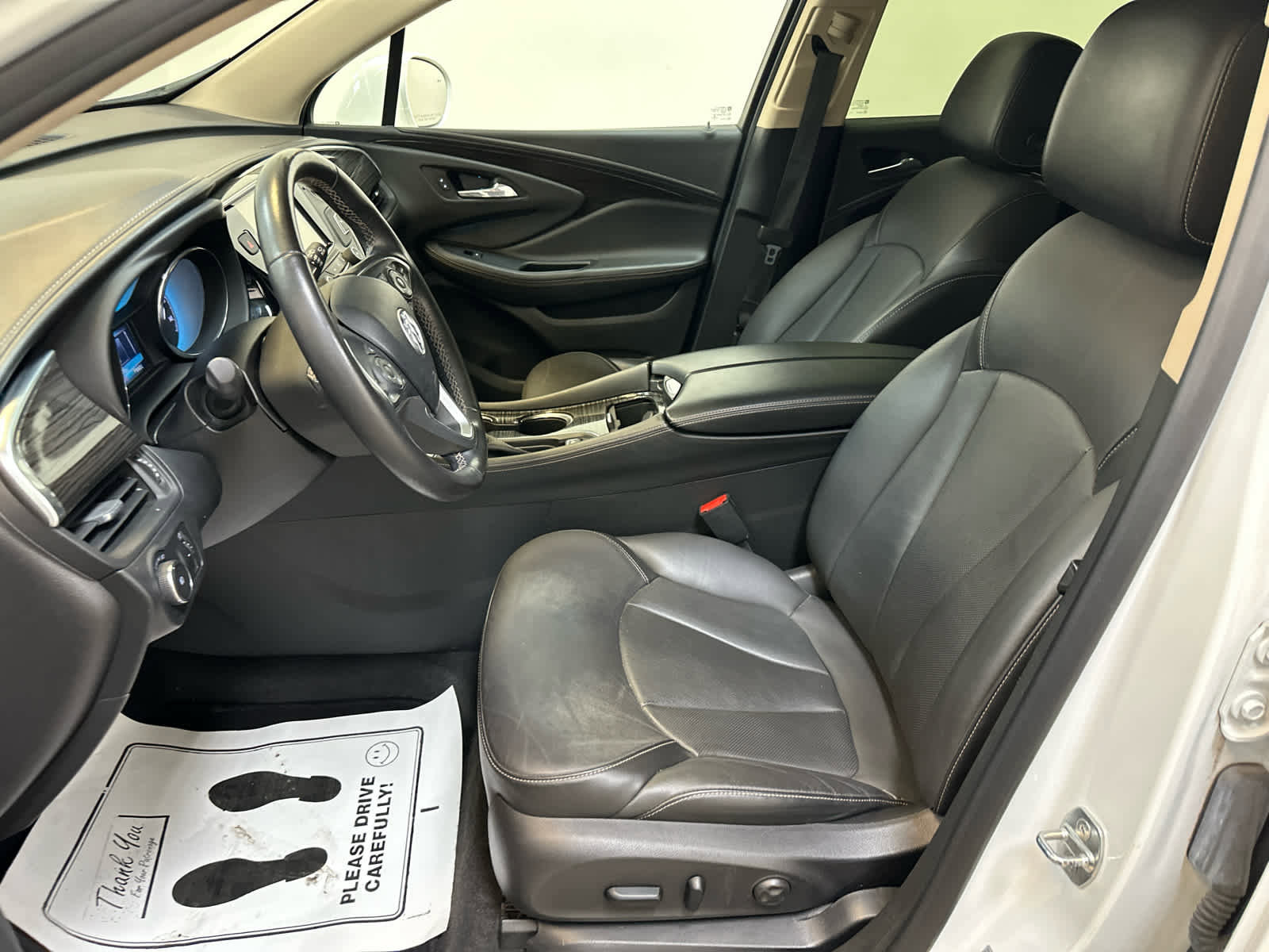 Used 2017 Buick Envision Essence image 4