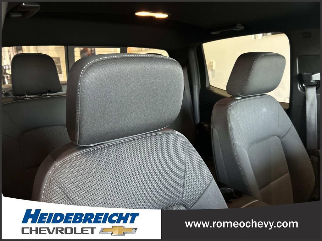 Used 2023 Chevrolet Colorado LT w/ LT Convenience Package II AWD/4WD image 31