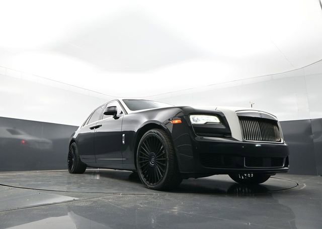 Used 2019 Rolls-Royce Ghost RWD image 27