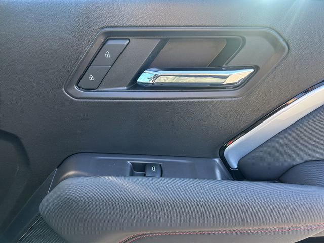 Used 2023 Chevrolet Colorado Z71 w/ Z71 Convenience Package 2 image 21